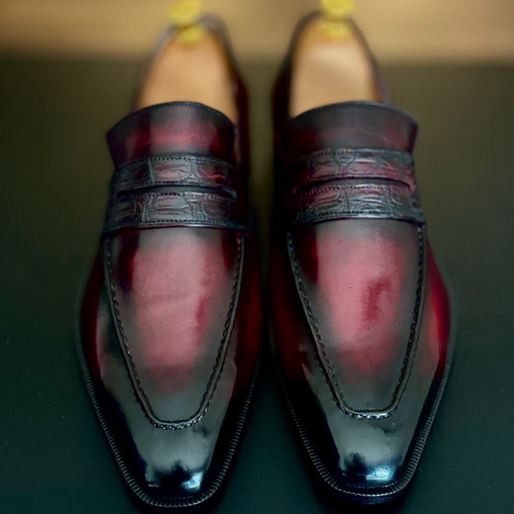 Croc trim loafer